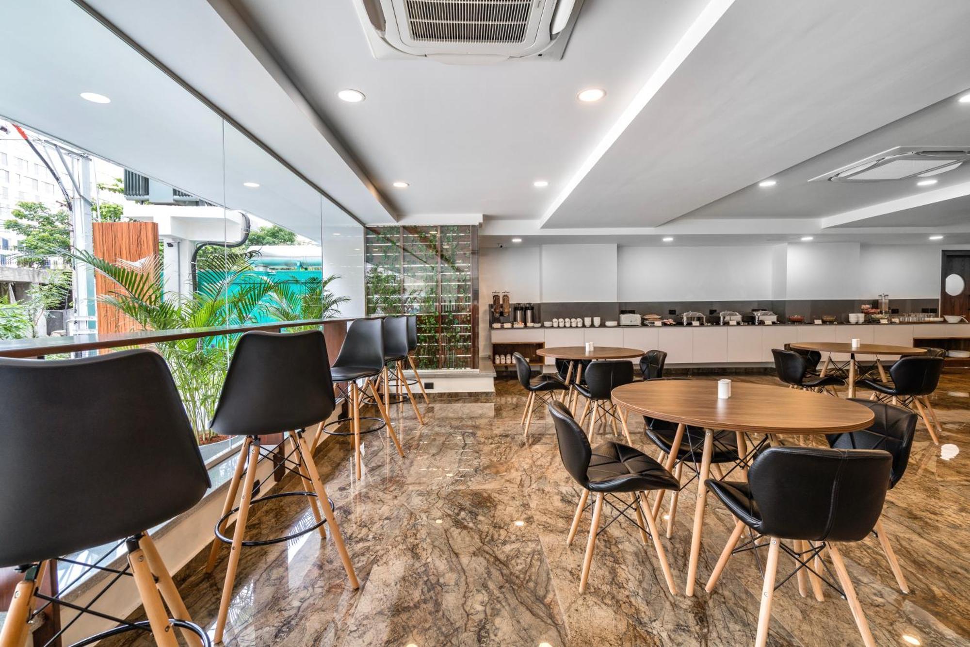 Skyla Studios & Suites - Hitech City Haydarabad Dış mekan fotoğraf