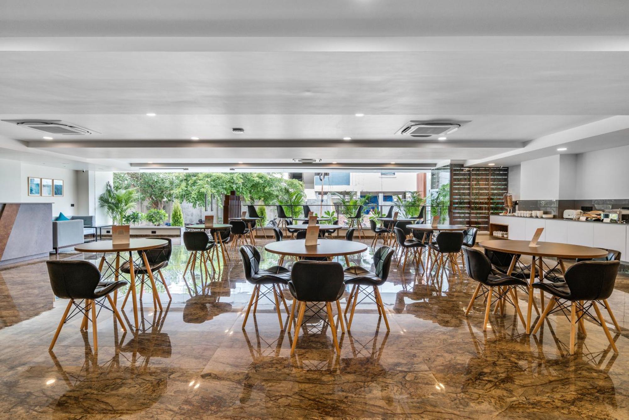 Skyla Studios & Suites - Hitech City Haydarabad Dış mekan fotoğraf