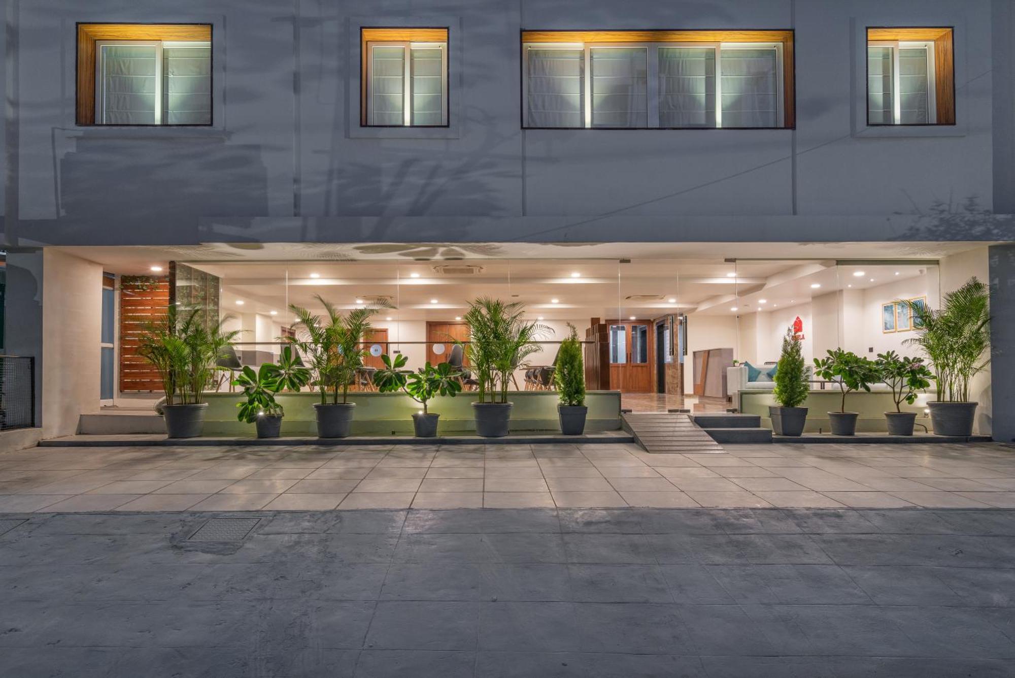 Skyla Studios & Suites - Hitech City Haydarabad Dış mekan fotoğraf